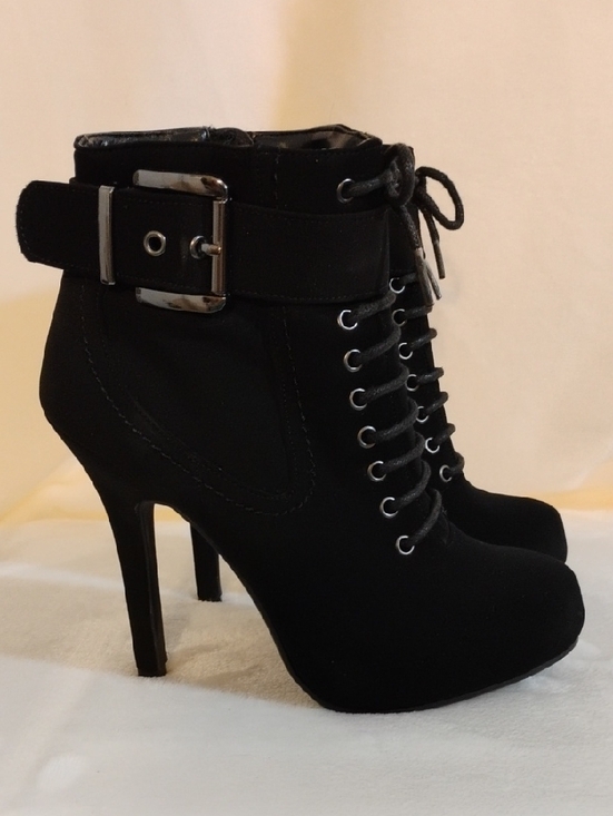 Madeline Stuart Shoes - Madeline Stuart Black Lace-Up High Heel Ankle Boots with Buckle Size 5 1/2 M